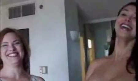 سکس با یک دختر کثیف روسی روی دوربین فیلم و عکس سوپر سکس