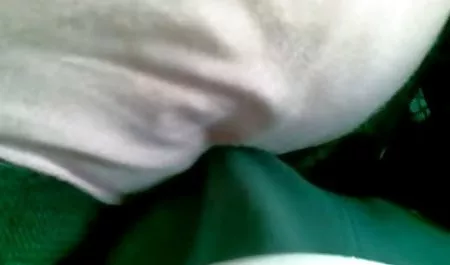شلخته همسایه به الاغ خود داد و بین عکس سکسی و کوس مشاعره استمناء کرد
