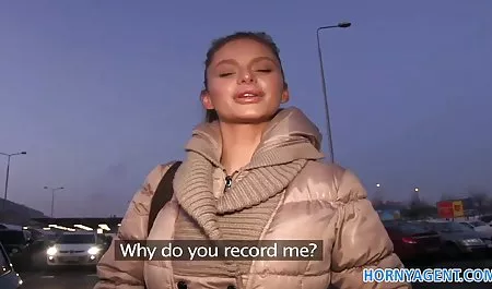 انتشار قابل اشتعال عکسهای نیمه سکسی از بلوند جوان