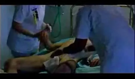 مرد جاسوسی روی عروسک فیلم سیکس مادر و پسر های لزبین